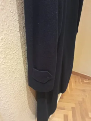 Abrigo paño color azul marino. Marca Milano. XL