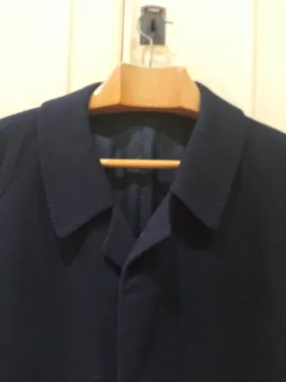 Abrigo paño color azul marino. Marca Milano. XL