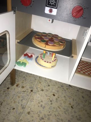 Cucina giocattolo in legno per bambini