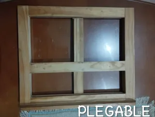 Atril de madera de pino