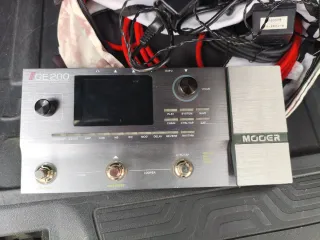 Mooer GE200 Procesador de Guitarra