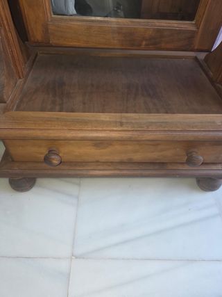 Espejo de pie de madera