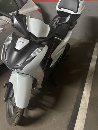 Honda Sh 125 – 2 meses – Como nueva – Lista para