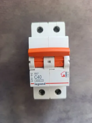 Magnetotermico C40 Legrand RX3