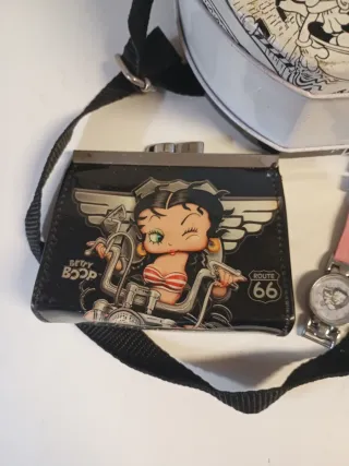 Lote Betty Boop: Lata, Cartera y Reloj