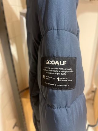 Plumifero ECOALF azul y negro