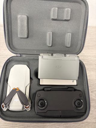 DJI Mini SE Drone Fly More Combo