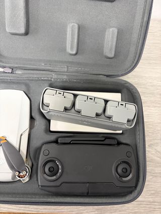 DJI Mini SE Drone Fly More Combo
