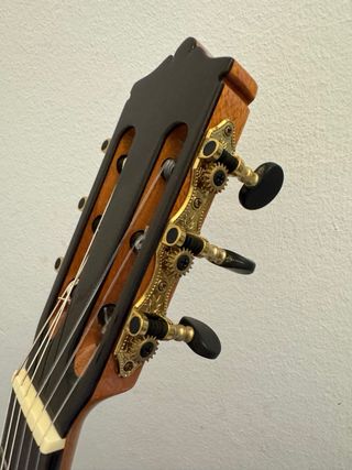 Guitarra Clásica Tatay - Sin Uso