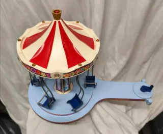 Carrusel Playmobil con columpios