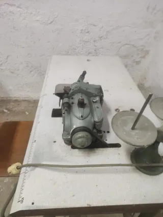 Máquina de coser Overlock industrial