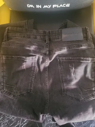 Pantalones vaqueros Pull&Bear rotos negros