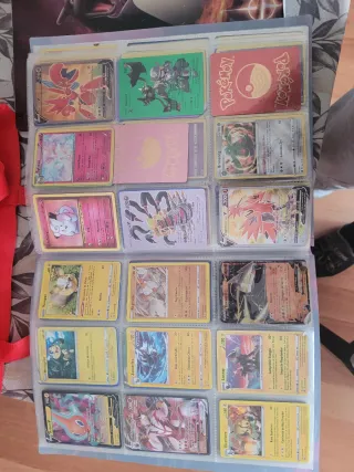 Álbum de cartas Pokémon Charizard