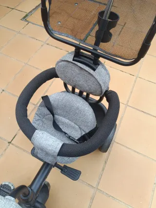 Triciclo KinderKraft gris