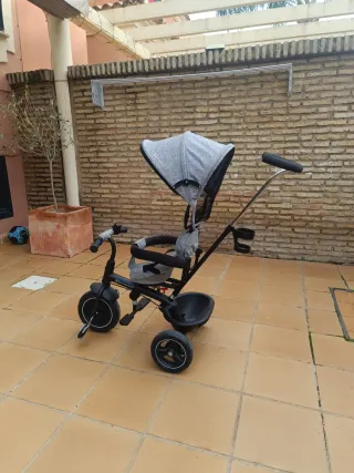 Triciclo KinderKraft gris