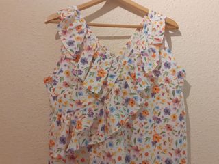 Vestido blanco flores a estrenar etiquetado