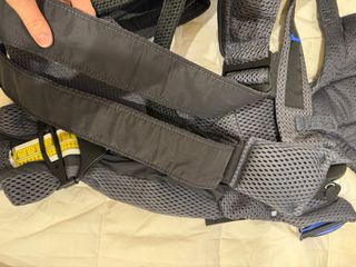 Mochila Portabebés Babybjorn Move Gris