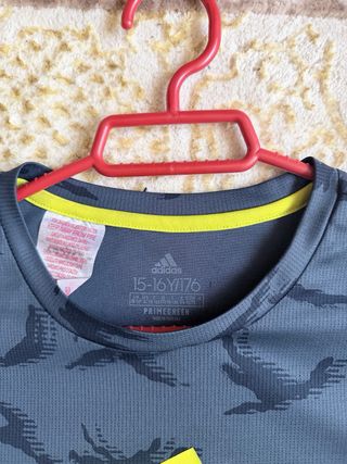 Camiseta Adidas Gris y Amarilla Talla M