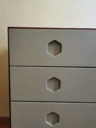 Cómoda de madera 4 cajones