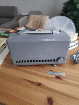 Proyector Ricoh Auto BF Trioscope