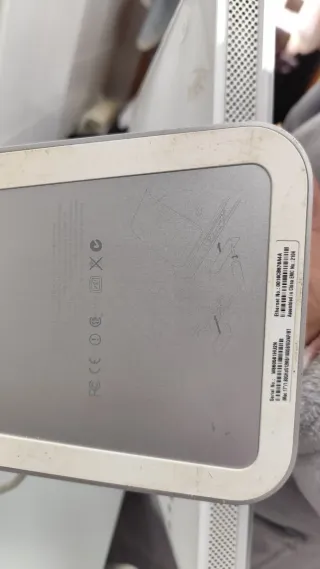 iMac G5, teclado y ratón inalámbricos + raton USB