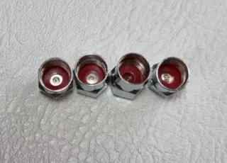 4 Tapones de Neumaticos con Logo Emblema Volvo