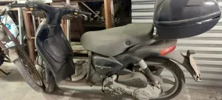 Aprilia Scarabeo haz haz tu oferta