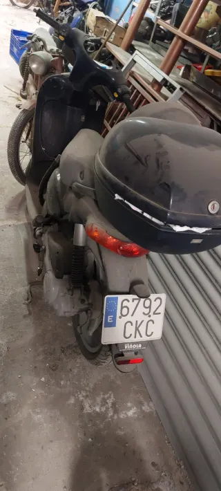 Aprilia Scarabeo haz haz tu oferta