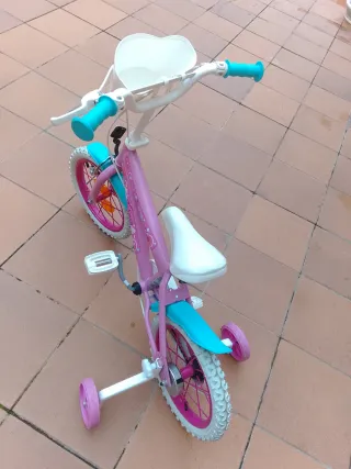 Bicicleta infantil rosa y azul