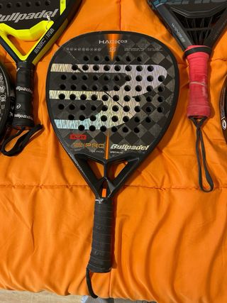 Pala de pádel rota