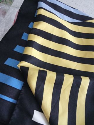 3 Pañuelos Stradivarius