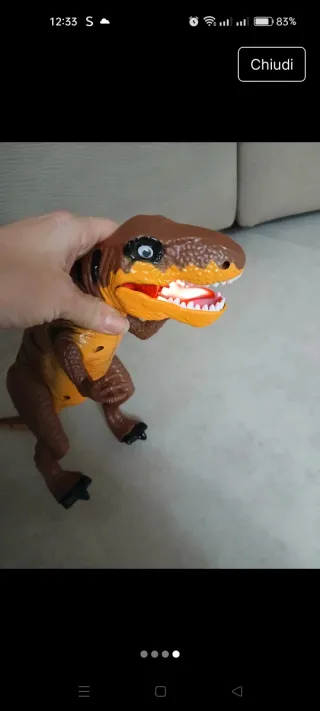 Dinosauro sonoro marrone