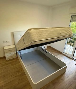 Canapés y colchones 150x190 en stock