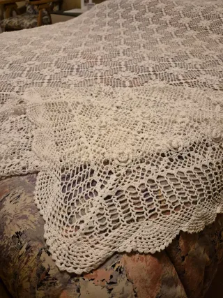 Copriletto uncinetto fatto a mano