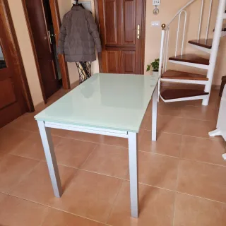 Mesa comedor extensible cristal y metal