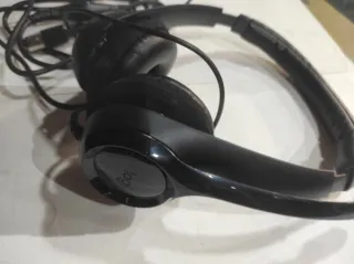 Logitech H390 USB Headset sin estrenar