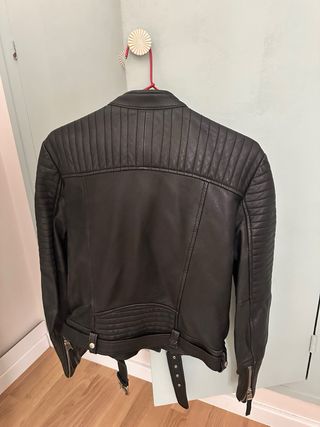 Chaqueta de cuero/piel negra