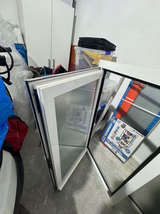 Ventana baño con premarco 60x110cm