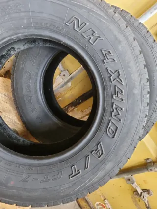 Se vende 2 Neumáticos en perfecto estado