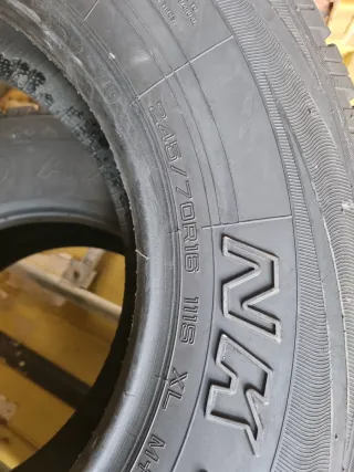 Se vende 2 Neumáticos en perfecto estado