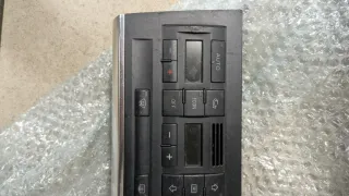 Audi A4 B6 B7 Climatronic 1 Din
