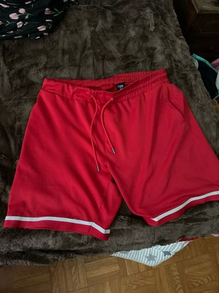 Pantalones cortos deportivos FSBN rojos