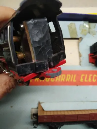 Antiguo tren eléctrico Jyesa