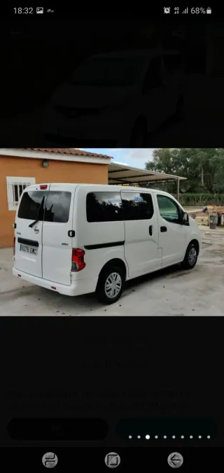 Nissan NV200 2010