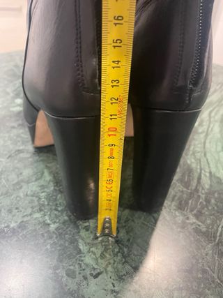Botín tacón plataforma Zara negro T37