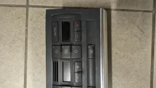 Audi A4 B6 B7 Climatronic 1 Din