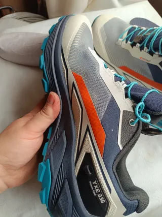 Zapatillas Trail Fuga 330