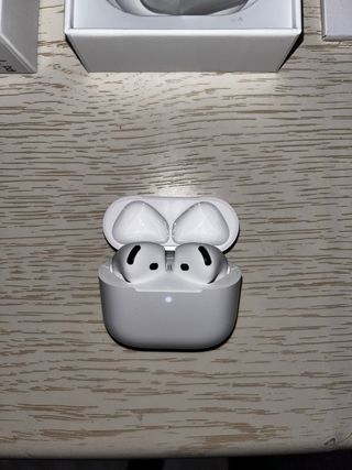 Apple AirPods