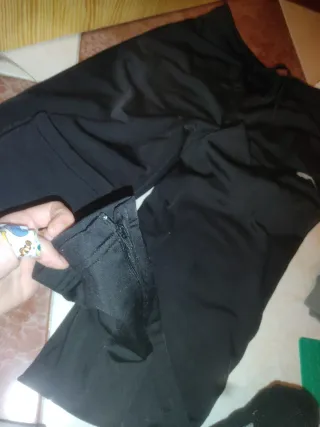 Pantalones deportivos Puma negros