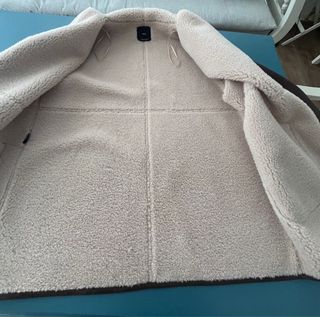 Abrigo marrón con forro de borreguito